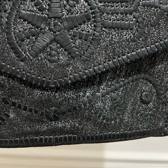 Lucky Brand Clutch Shimmer Embroidered Cowhide Leather Envelope Style - Picture 3 of 8